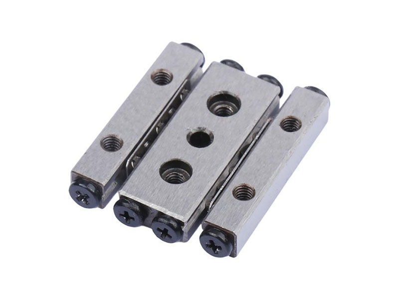 交叉滾子導軌該如何安裝的圖片